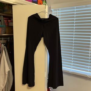 black flare aerie leggings